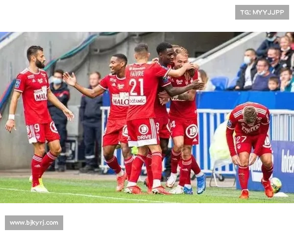 大邱FC换帅首战战平光州 终结三连败但仍排名垫底 大邱FC换帅首战战平光州 终结三连败但仍排名垫底